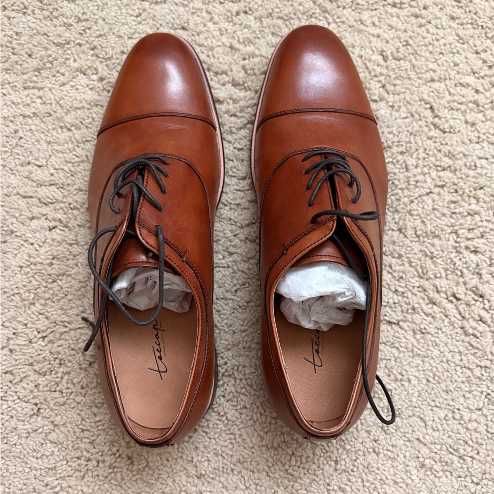 Tan Leather Oxford Shoes with Polished Finish